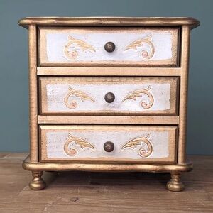 Vintage Florentine Style Jewelry, Music Box- “Fly Me To The Moon” Made in Japan